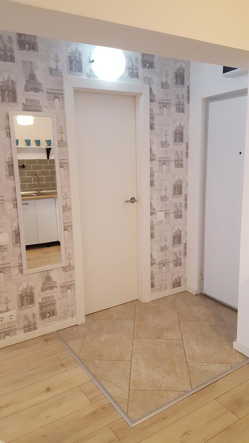 Dream Apartment Петрошани Экстерьер фото
